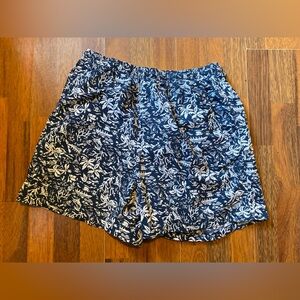 Columbia Navy Blue Floral Men's Swim Shorts, Size Medium